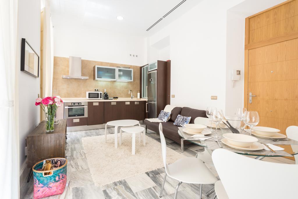 Plaza Picasso Apartment Malaga Ngoại thất bức ảnh